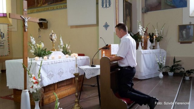 2016-szentségimádás