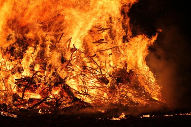 2017 Szent Iván éji tűzgyújtás, Májusfa állítás
