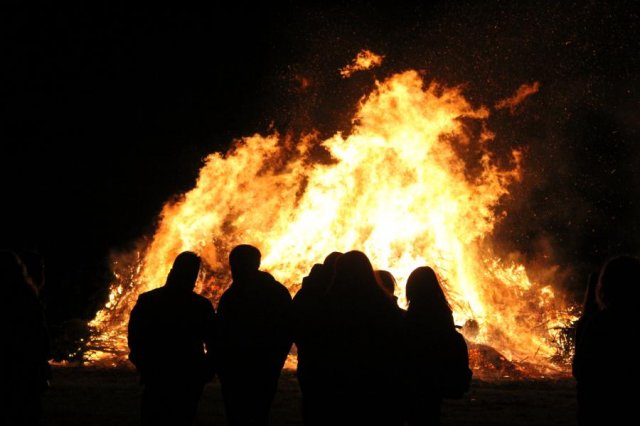 2017 Szent Iván éji tűzgyújtás, Májusfa állítás