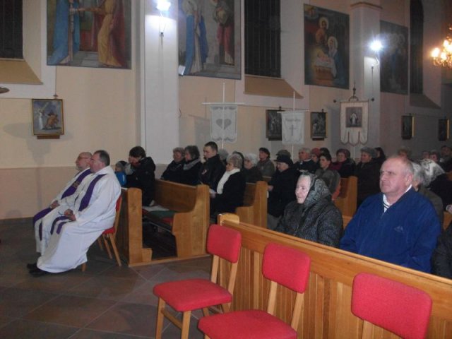 2018-Szenségimádás