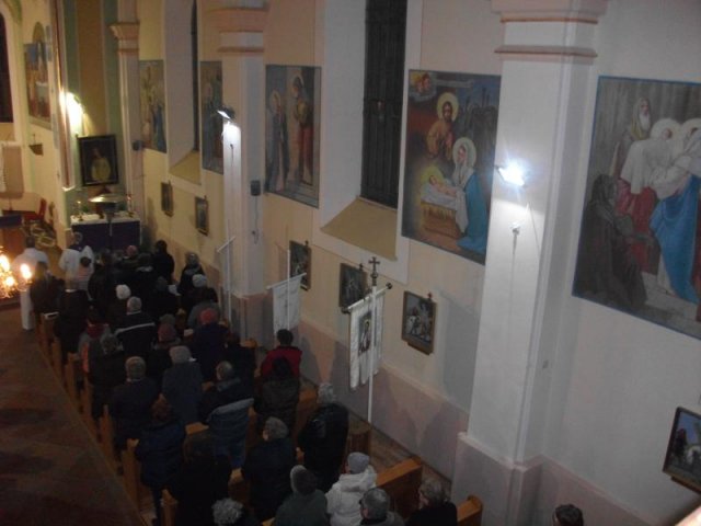 2018-Szenségimádás