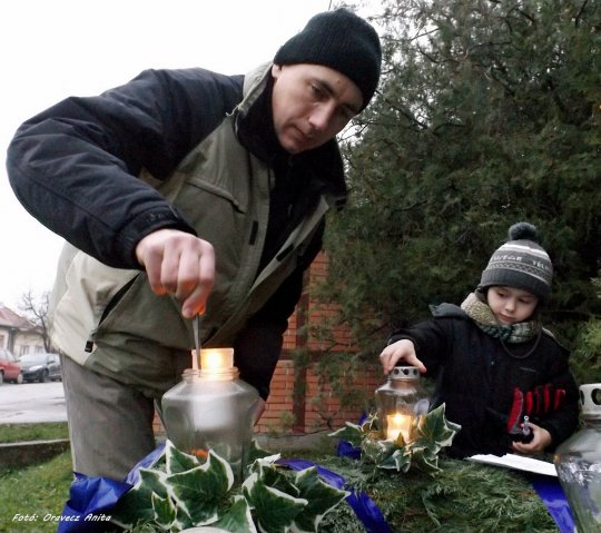 Adventi gyertyák meggyújtása 2015
