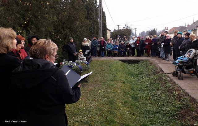 Adventi gyertyák meggyújtása 2015