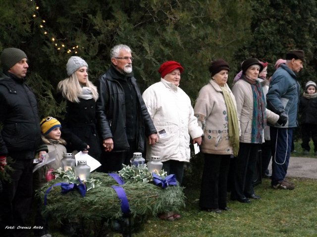 Adventi gyertyák meggyújtása 2015