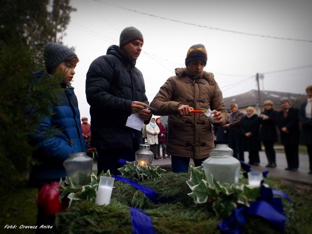 Adventi gyertyák meggyújtása 2015