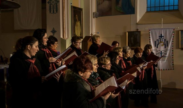 Melódia Karácsonyi Koncert